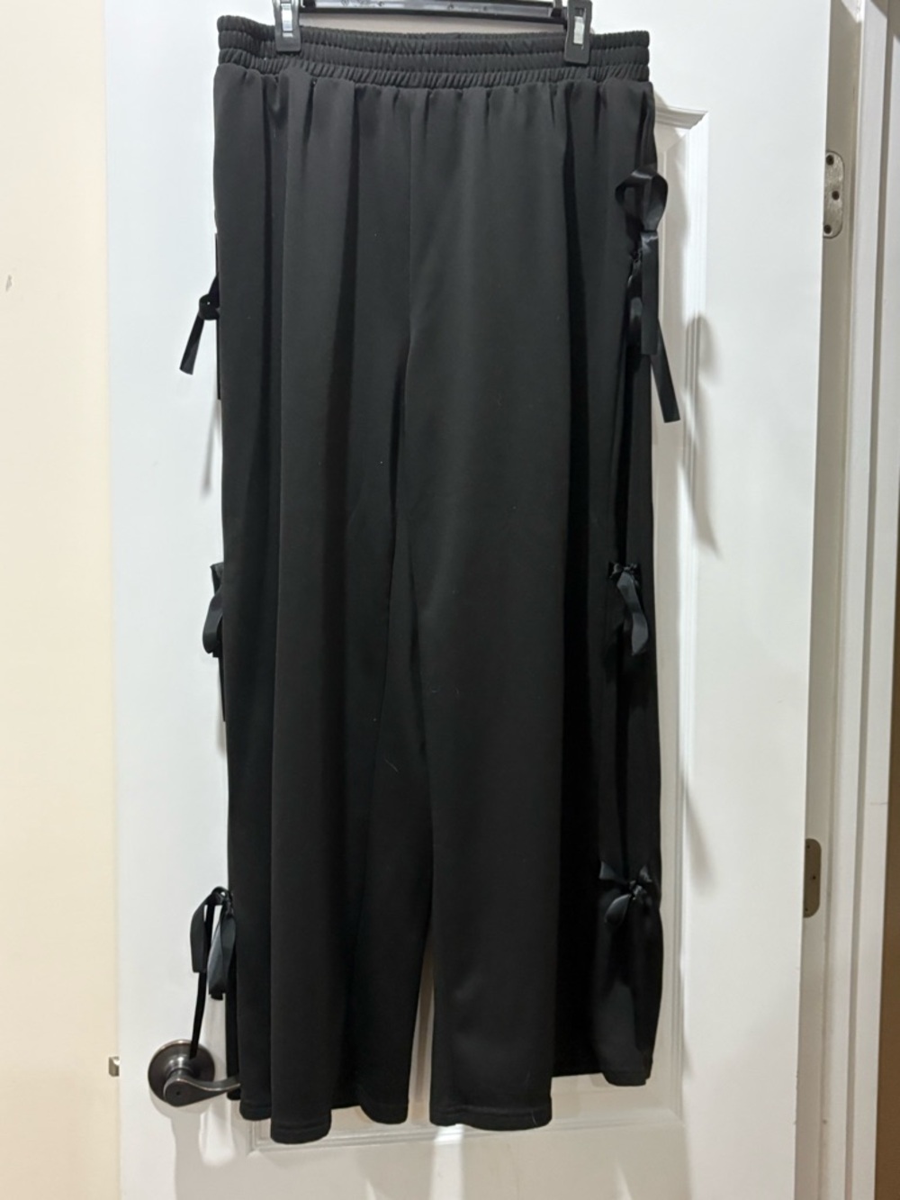 SHEIN Black Wide-Leg Pants with Side Bow Details